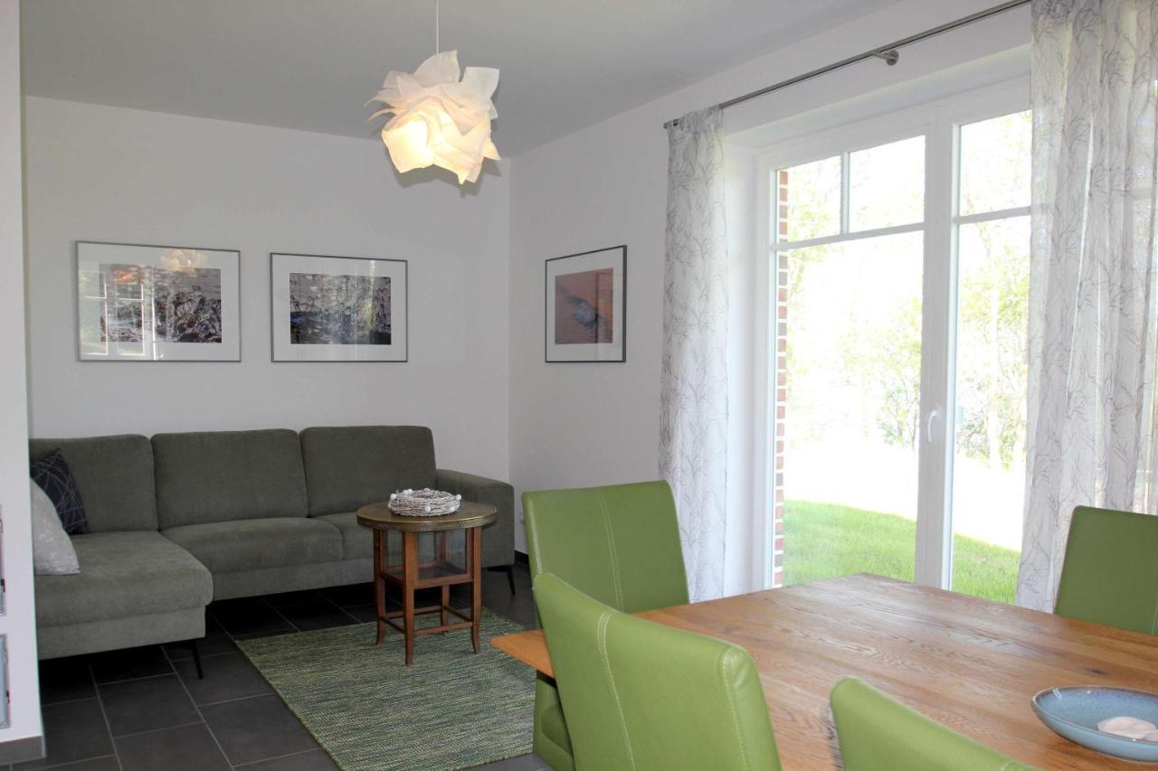 Wassernahes Ferienhaus Mit Meerblick Und Schwimmbadnutzung In Sellin - Ferienhaus Rohrweihe Gager Zewnętrze zdjęcie