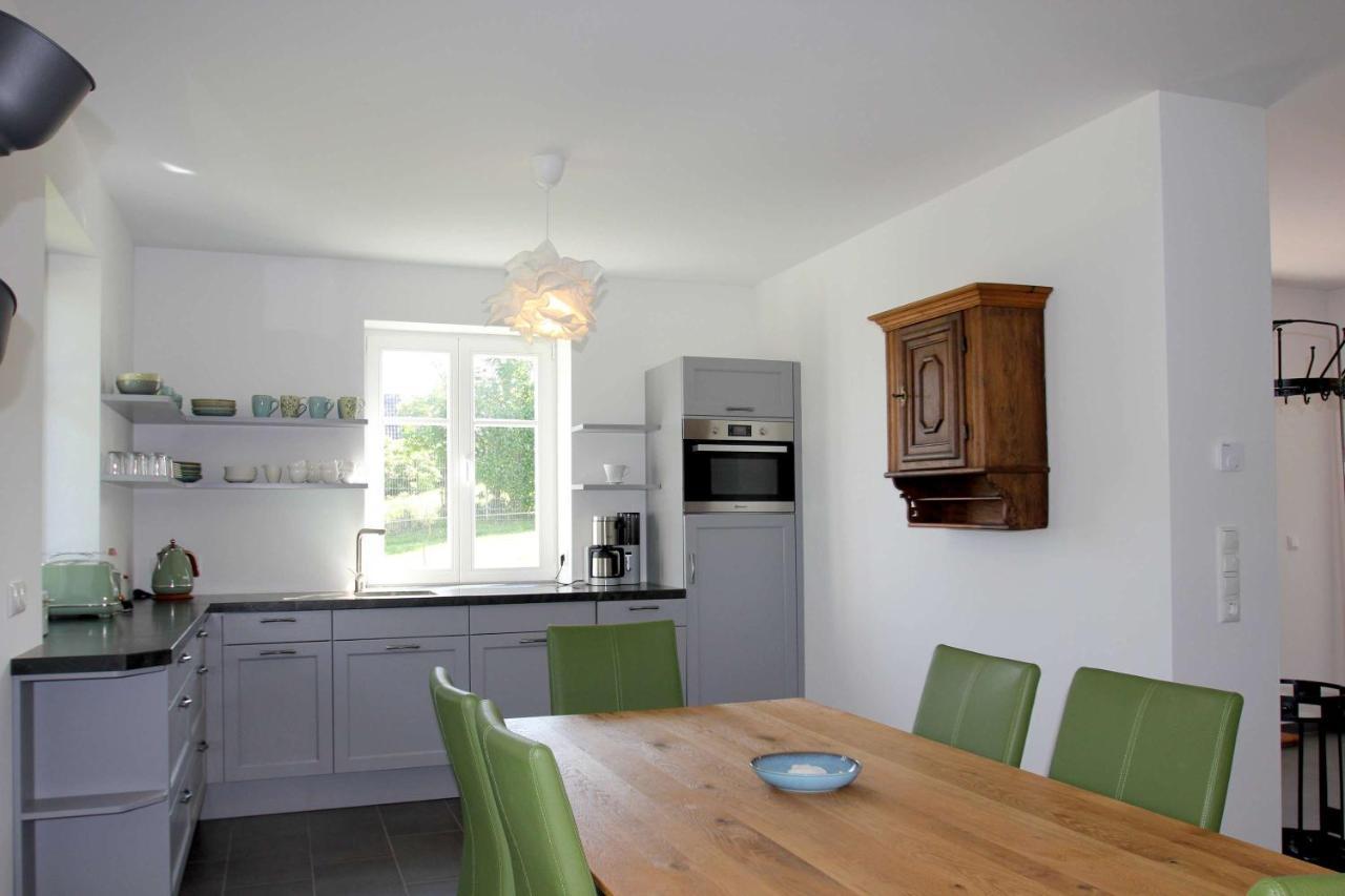 Wassernahes Ferienhaus Mit Meerblick Und Schwimmbadnutzung In Sellin - Ferienhaus Rohrweihe Gager Zewnętrze zdjęcie