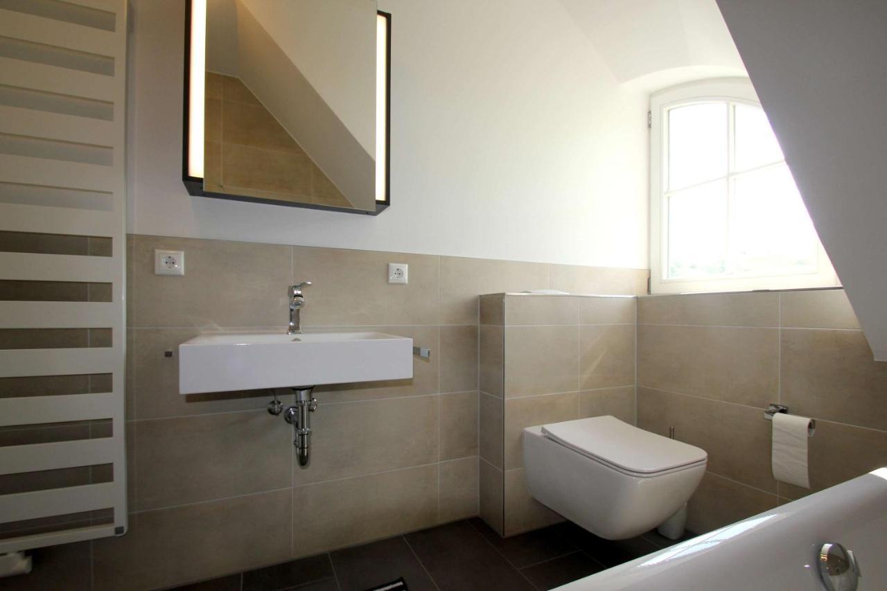 Wassernahes Ferienhaus Mit Meerblick Und Schwimmbadnutzung In Sellin - Ferienhaus Rohrweihe Gager Zewnętrze zdjęcie