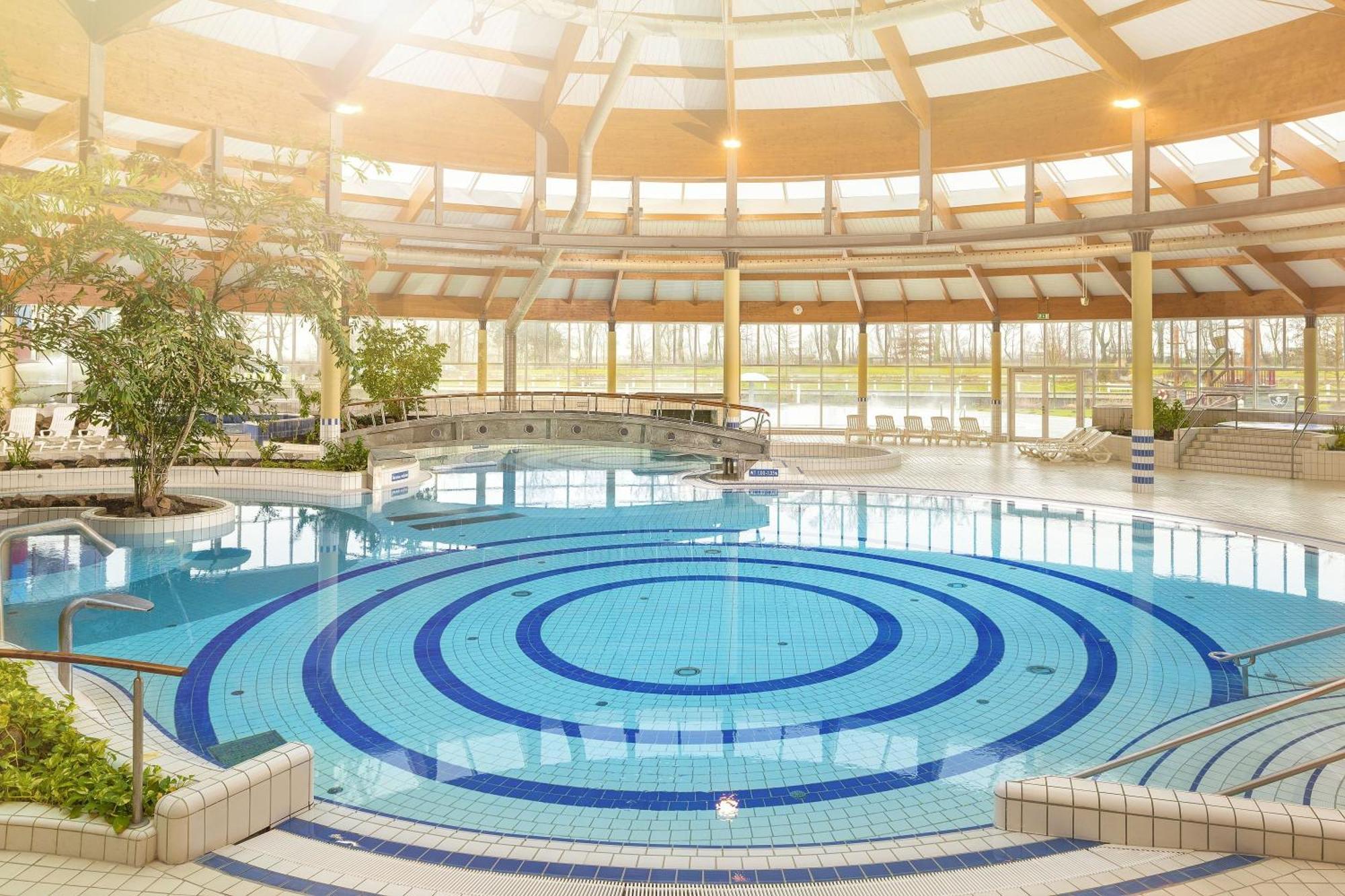 Wassernahes Ferienhaus Mit Meerblick Und Schwimmbadnutzung In Sellin - Ferienhaus Rohrweihe Gager Zewnętrze zdjęcie